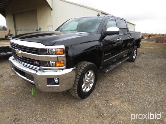 2015 Chevrolet 2500 LTZ, 4WD, Leather, Navigation, 151,000 mi.