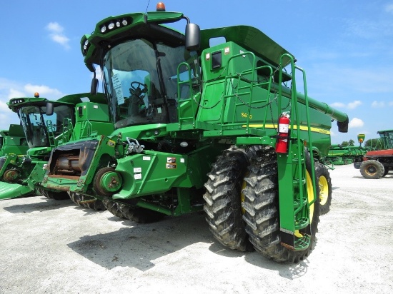 S670 John Deere Combine