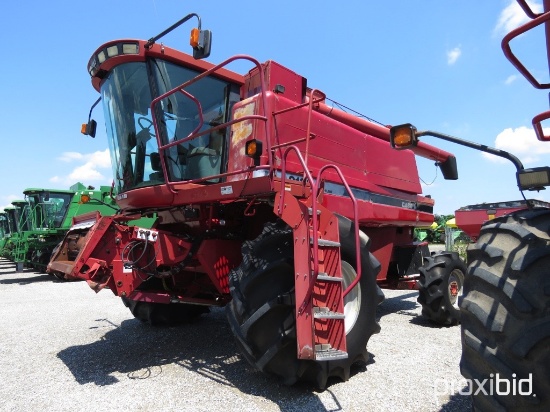 2188 Case IH Combine