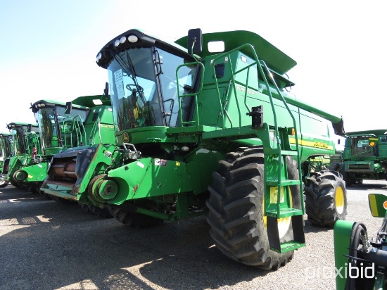 9660 STS John Deere Combine