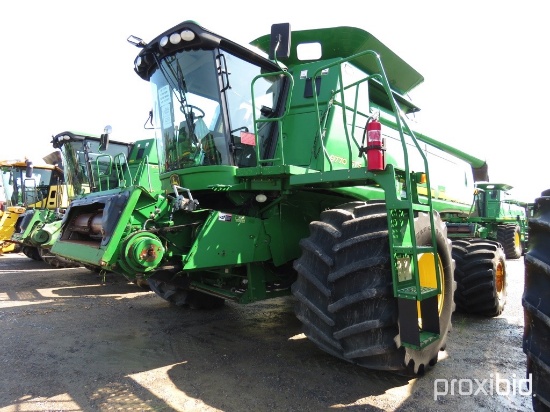 9770 STS John Deere Combine
