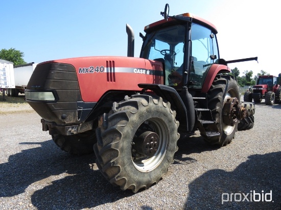 MX 240 Case IH Tractor