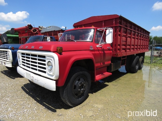 F-700 Ford Bob Truck