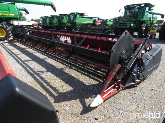 1020 Case IH Head