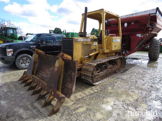 550G JD dozer, 6 way blade, 2285 hrs., SN TO555GH74606