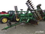 637 John Deere 32' disk
