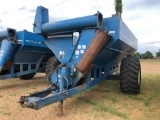 640 KINZE GRAIN CART