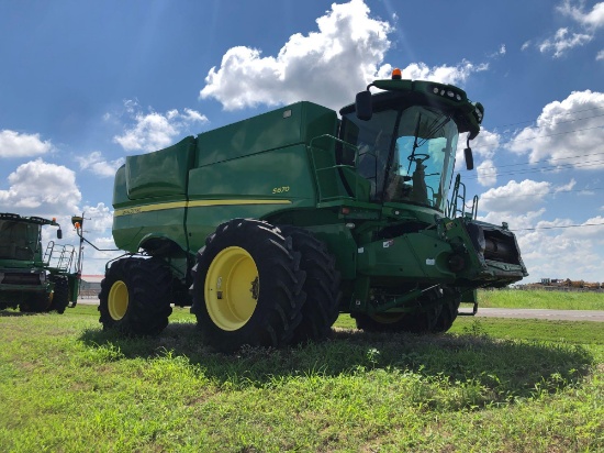 S670 JOHN DEERE COMBINE