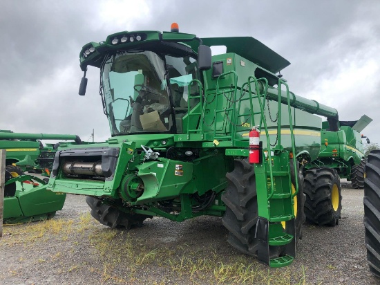 S670 JOHN DEERE COMBINE