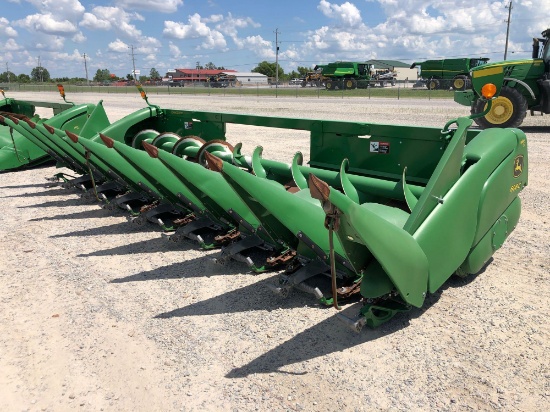 608C JOHN DEERE CORN HEAD