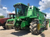 9760 STS JOHN DEERE COMBINE