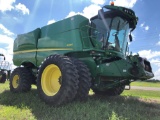 S680 JOHN DEERE COMBINE