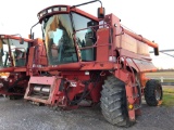 2388 Case IH Combine