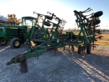 980 John Deere Cultivator