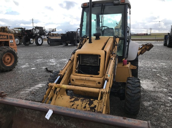 New Holland 555E