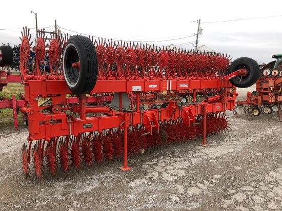 3530 Yetter Rotary Hoe