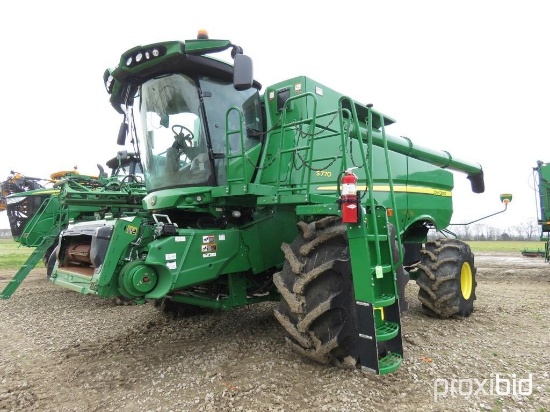 S770 JOHN DEERE COMBINE