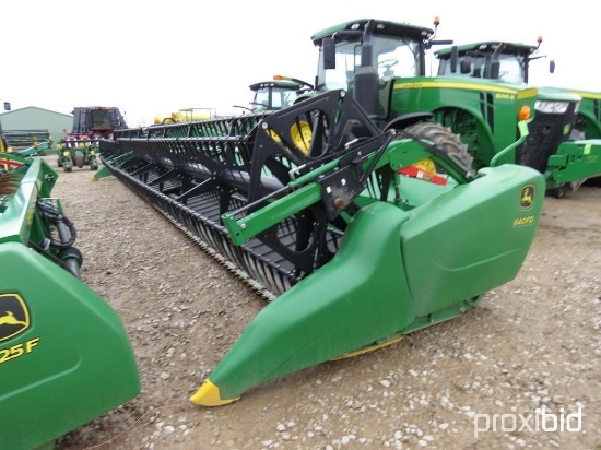 640FD JOHN DEERE FLEX DRAPER PLATFORM