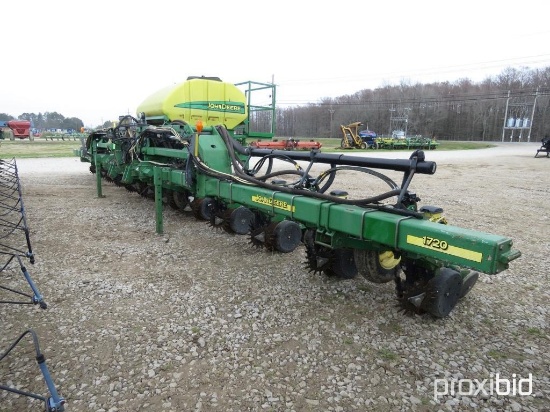 1720 JOHN DEERE PLANTER