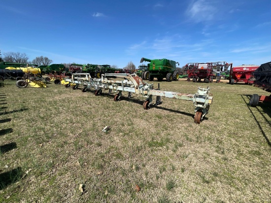 ORTHMAN 12 ROW CULTIVATOR