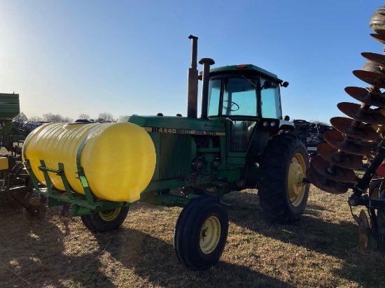 4440 JOHN DEERE TRACTOR