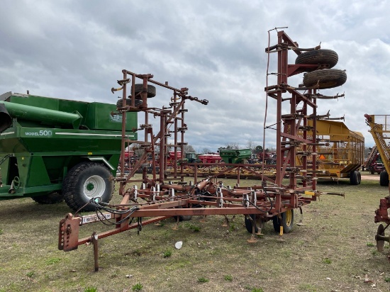 WILRICH FIELD CULTIVATOR