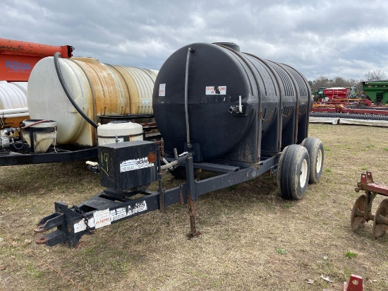 1600 GALLON WATER WAGON
