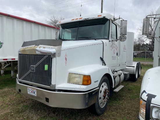 VOLVO TRUCK