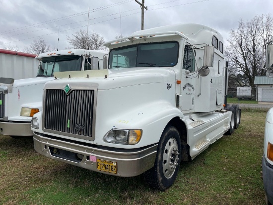 INTERNATIONAL EAGLE TRUCK