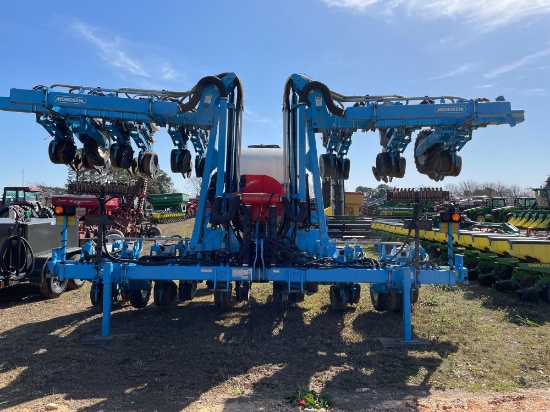 MONOSEM PLANTER