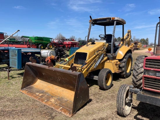 55E NEW HOLLAND BACKHOE