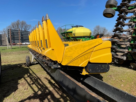 980CR NEW HOLLAND CORN HEAD