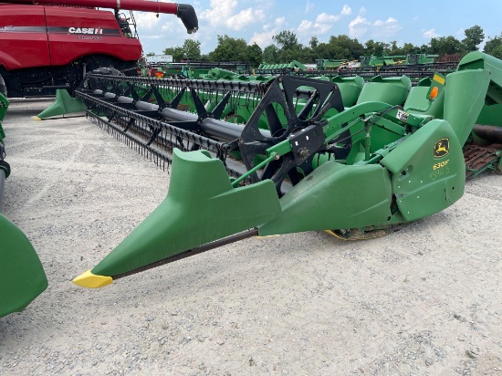 630F JOHN DEERE PLATFORM, 2007 YR.