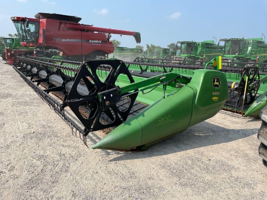 635D JOHN DEERE DRAPER PLATFORM, 2014 YR.