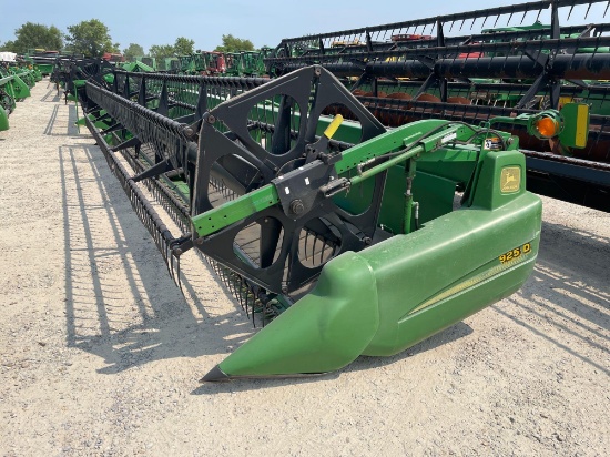 925D JOHN DEERE DRAPER PLATFORM, 2000 YR