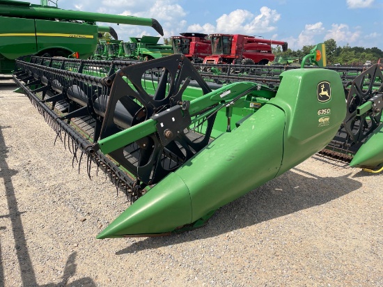 635D JOHN DEERE DRAPER PLATFORM, 2013 YR.