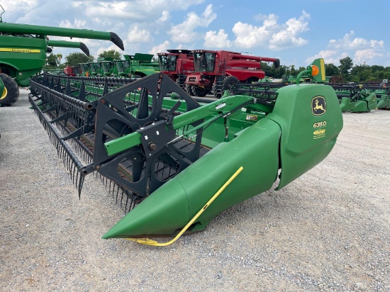 635D JOHN DEERE DRAPER PLATFORM, 2013 YR.