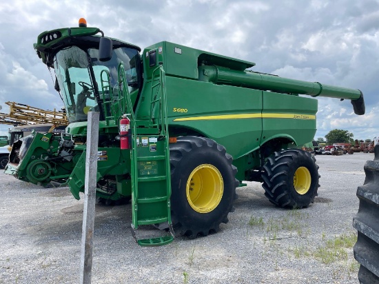 S680 JOHN DEERE COMBINE, 2013 YR.