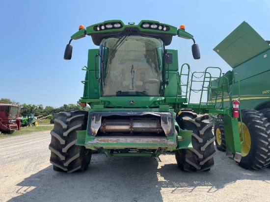 S680 JOHN DEERE COMBINE, 2012 YR.
