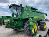 9870 STS JOHN DEERE COMBINE, 2011 YR.