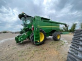 S680 JOHN DEERE COMBINE, 2013 YR.