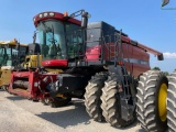AFX8010 CASE IH COMBINE