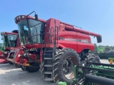7088 CASE IH COMBINE