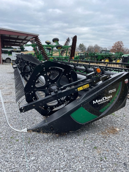 FD135 MACDON FLEX DRAPER PLATFORM, 2019 YR.