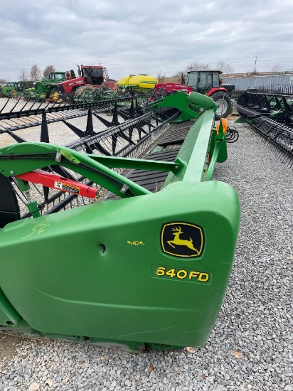 640FD JOHN DEERE FLEX DRAPER PLATFORM