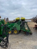 JOHN DEERE BAUER BUILT DB 30 PLANTER