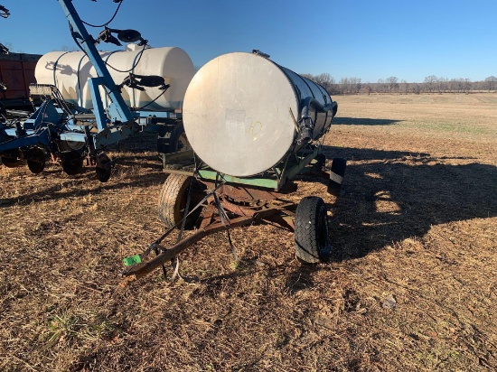 1000 GALLON TANK AND TRAILER