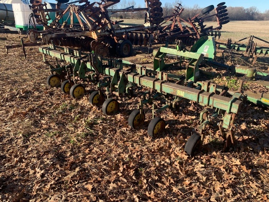 JOHN DEERE FIELD CULTIVATOR, 4 ROW