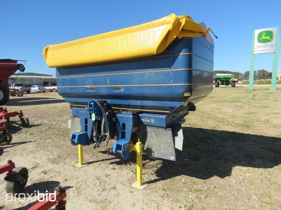 3 PT FERTILIZER SPREADER