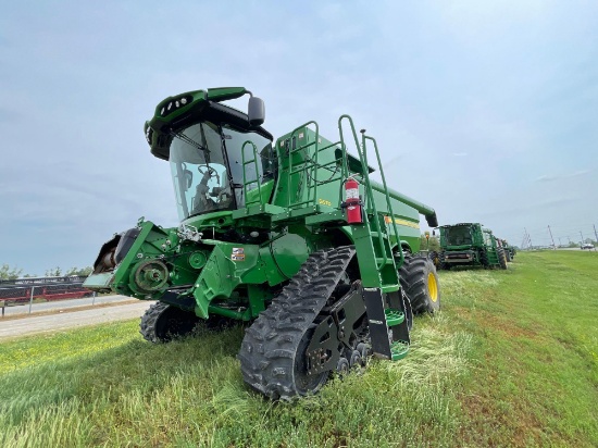 S670 JOHN DEERE COMBINE